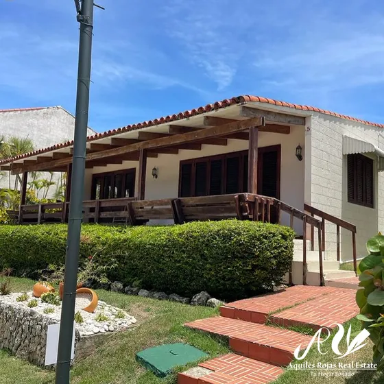 Villa Amueblada En Los Charamicos