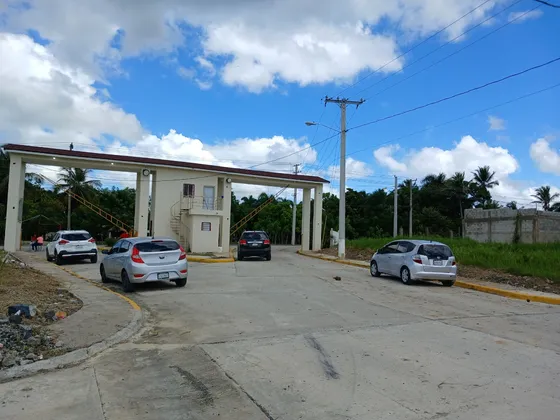 Solares Fiados  Todos Califican 295 Mts2. Gana Bono 400 Block.