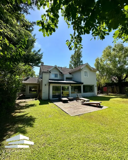 Venta - Casa - Echeverria Del Lago, Canning