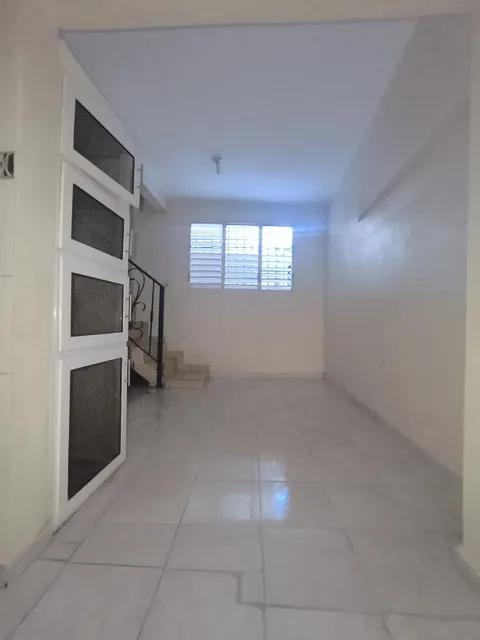 Casa De 2 Habitaciones 2 Baños Marquesina Sala Cocina Comedo