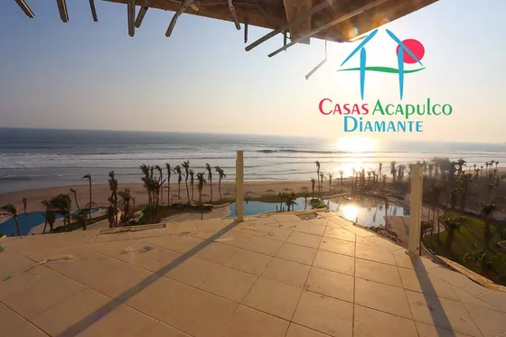 Cad Las Olas H7. Oportunidad Por Otis. Para Restaurar. Departamento De Playa