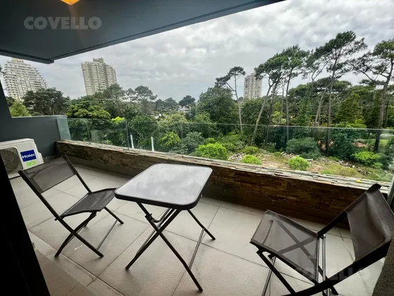 Departamento En Venta 1 Dormitorio, Edificio Tiziano  - Playa Mansa
