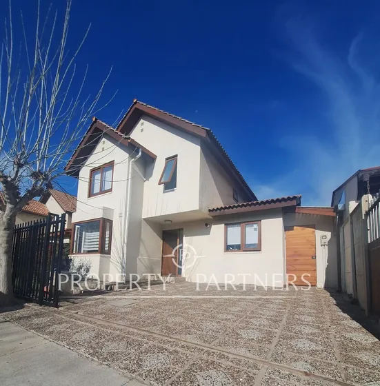 Venta Casa En Las Pesebreras Hacienda De Machali