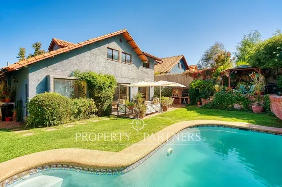 Hermosa Casa En Venta Club De Campo Norte, Peñalol...