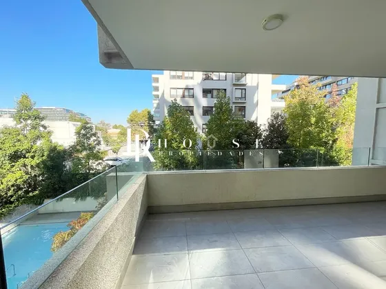 Maravilloso Departamento En Vitacura, Cómodo Y Moderno
