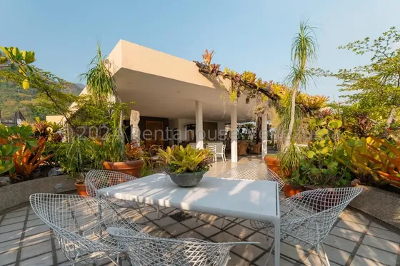 Apartamento En Venta. Los Palos Grandes  # 24-28095