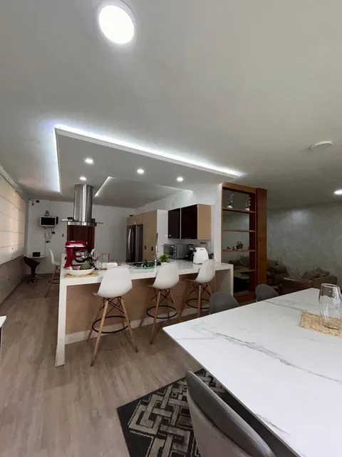 Casa En Venta Con Un 90% De Su Remodelación En La Urbanizacion La Trigaleña Valencia. St