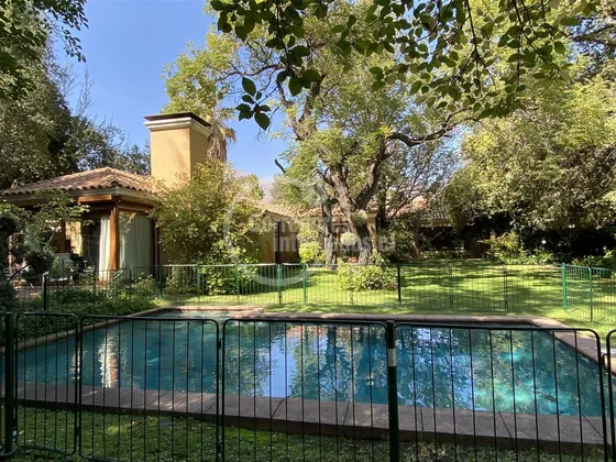 Casa En Venta En Las Condes San Damián