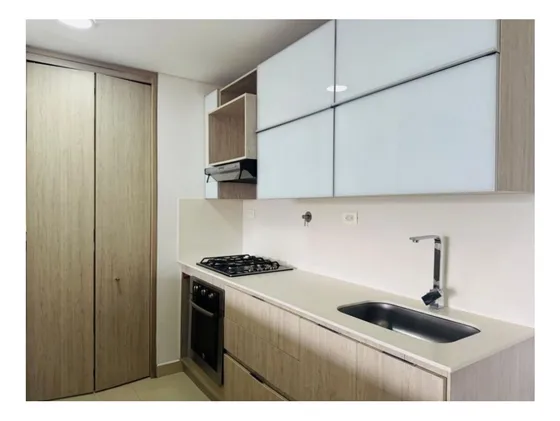 Apartamento En El Poblado Sector Castropol