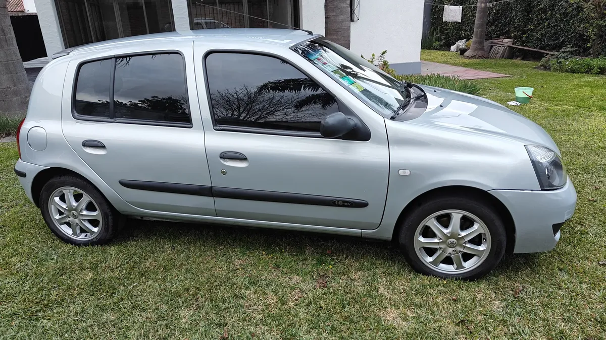 Renault Clio 1.6 Infinit538336119877150722