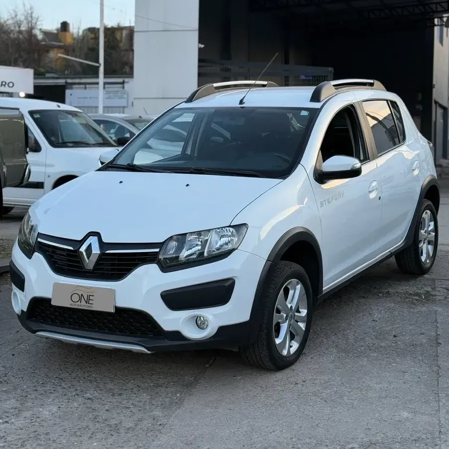 Renault Sandero Stepway 1.6 Privilege 105cv