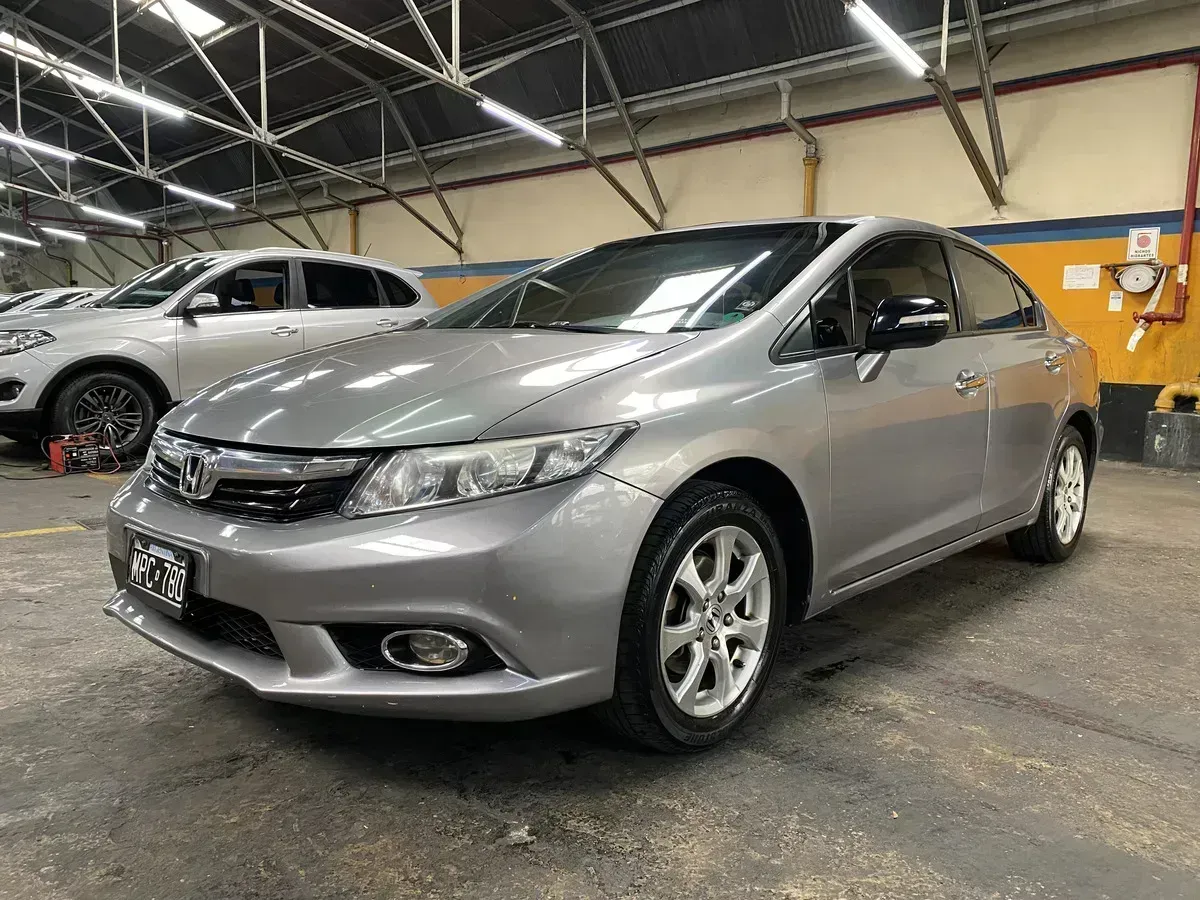 Honda Civic 1.8 EXS MT 140 HP