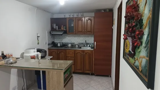 Venta Apartamento Segundo Piso Barrio Florencia.