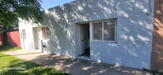 Departamento Alquiler En Paso Del Rey, De 1 Y 1/2 Amb.m