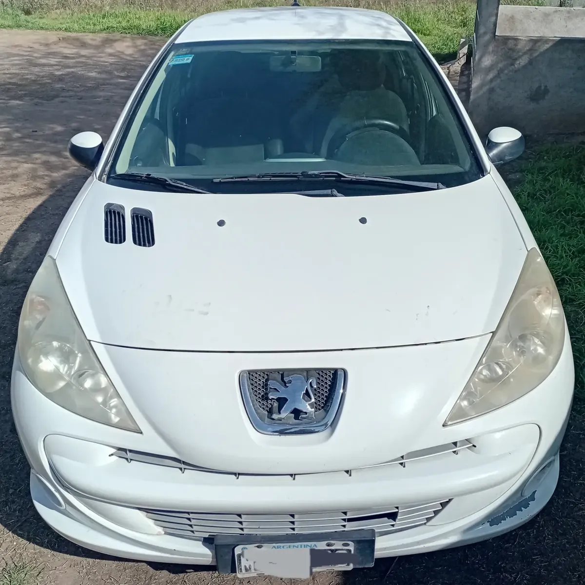 Peugeot 207 1.4 Sedan Allure 75cv