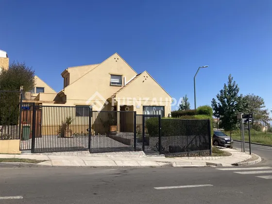 Casa Venta 4 Dorm 2 Baños+piscina. Alto Macul - La Floridad