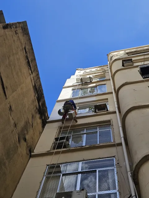 Precisou Só Chamar 21980337057