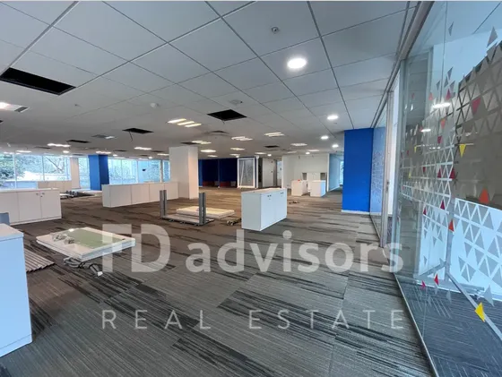 Oficina Habilitada, Leed Gold, Bellet / Andrés Bello