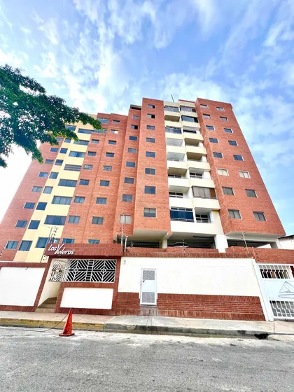 Apartamento En Obra Gris En Los Veleros, Lecheria