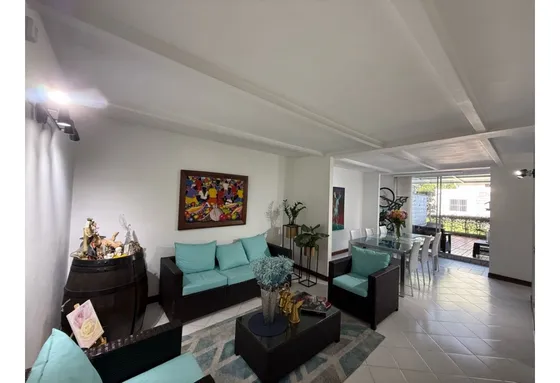 Venta Apartamento Tipo Casa Con Terraza Y Jardin,  Parte Plana Poblado
