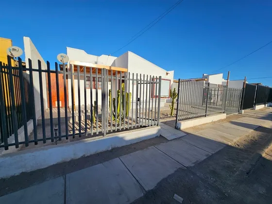 Casa En Arriendo De 3 Dorm. En Caldera