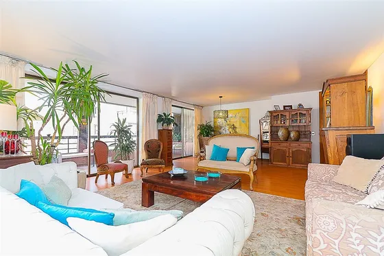 Departamento En Venta De 4 Dorm. En Las Condes