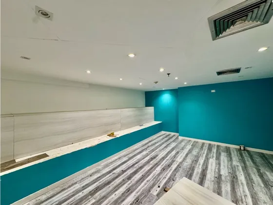 Se Alquila Local Comercial 120m2  El Rosal