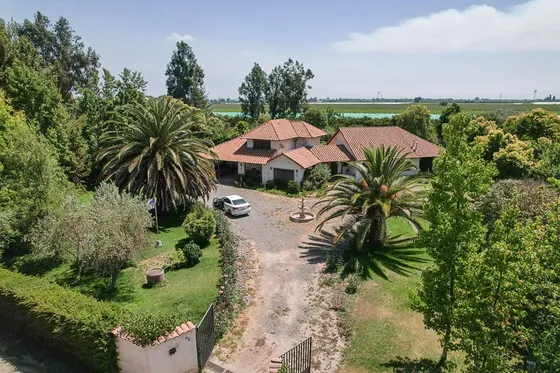 Nuevo Precio!! Casa Amplia Y  Conectividad En Condominio