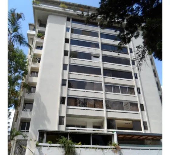 En Alquiler Apartamento En Altamira Norte 