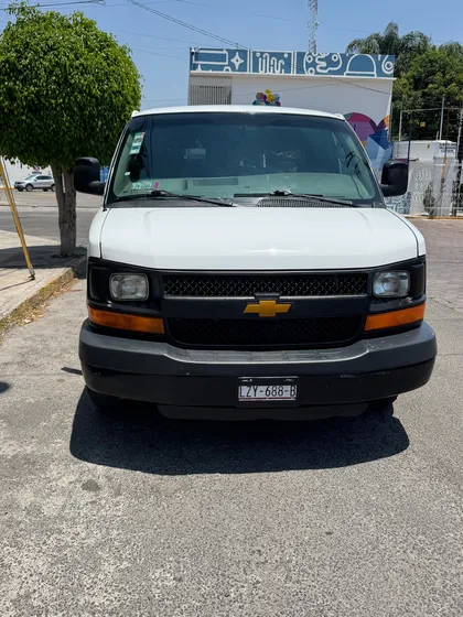Chevrolet Express 6.0passenger Van Ls 8 Pas Mt