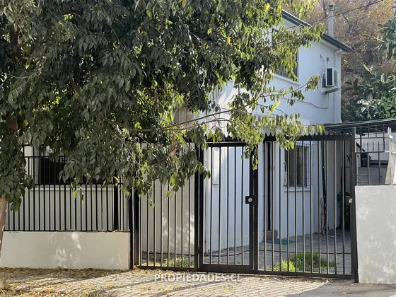 Casa En Arriendo De 3 Dorm. En Providencia
