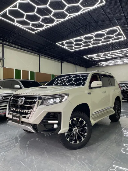 Toyota Land Cruiser Vx