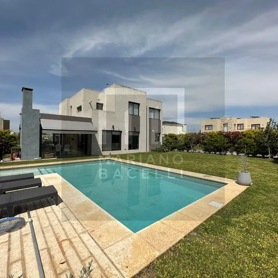Casa En Alquiler En Barrio Los Talas, Canning, Ezeiza