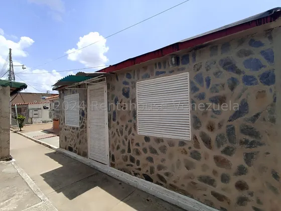 Jip 25-12795. Rent-a-house Vende Casa En Prados La Encrucijada. Cagua
