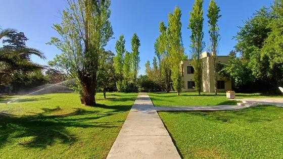 Departamento En  Alquiler De 3 Ambientes Moreno