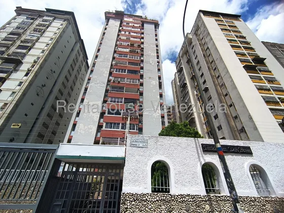 Estupendo Apartamento En Venta Con Inmejorable Ubicación Los Ruices. Jose Guerrero. Cod: 25-24466