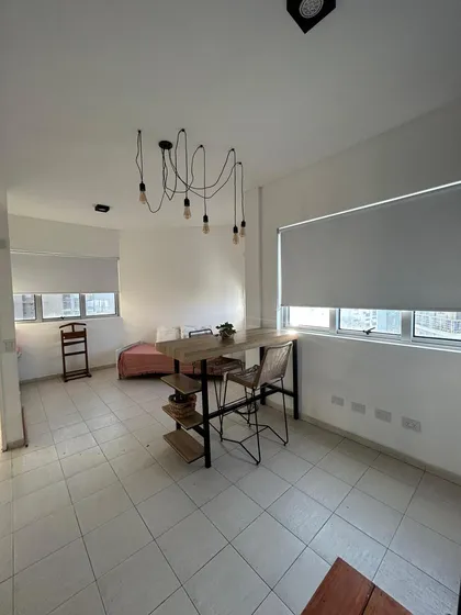 Departamento En Alquiler Con Muebles. 47 Y 4. Excelente Ubicación!