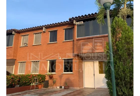 Townhouse En Venta En La Urbanización Terrazas De Buenaventura En Guatire - Estado Miranda 
