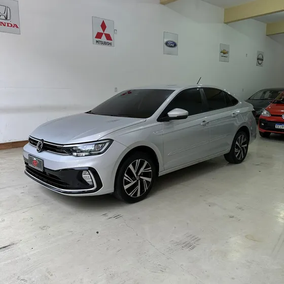 Volkswagen Virtus 1.0 200 Tsi Highline Automático