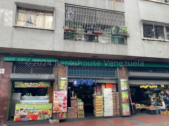 Oportunidad  Unica Local Comercial A Pie De Calle En Caracas Situado En Una De Las Zonas Mas Transitadas Y Comerciales De Caracas Rsz