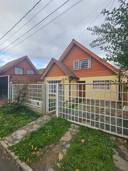 Se Arrienda Casa Semiamoblada En Hacienda Las Rastras