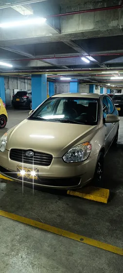 Hyundai Accent 1.6 Gls 5 P