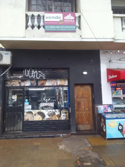 Casa Y Locales A La Venta En Sarandi