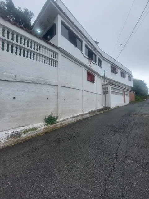 Best House Vende Comoda  Y Amplia Casa En Lagunetica , Sector Mataruca 