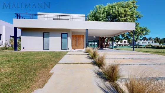 Casa En Venta,  Pilara, Barrio La Calesa | Mallmann Propiedades