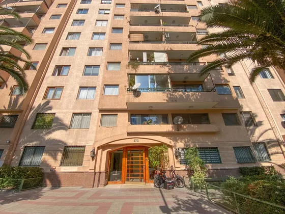 Se Vende Acogedor Departamento En Santiago Centro