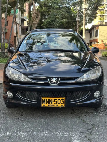 Peugeot 206 1.6 Xt Midnight