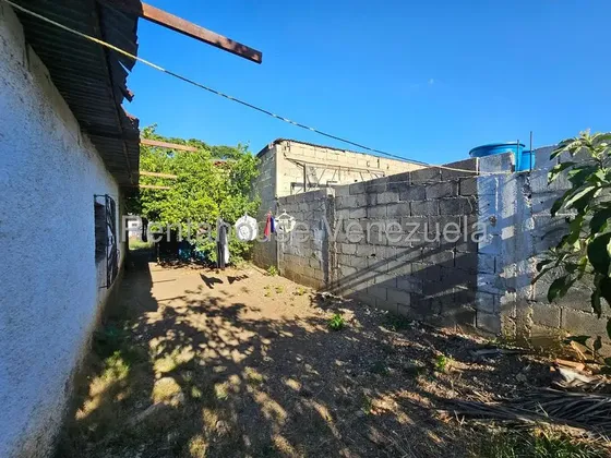Terreno En Venta En El Centro De Barquisimeto , Cercano A La Avenida Venezuela, Uso Comercial O Residencial. Vende Héctor Malavé
