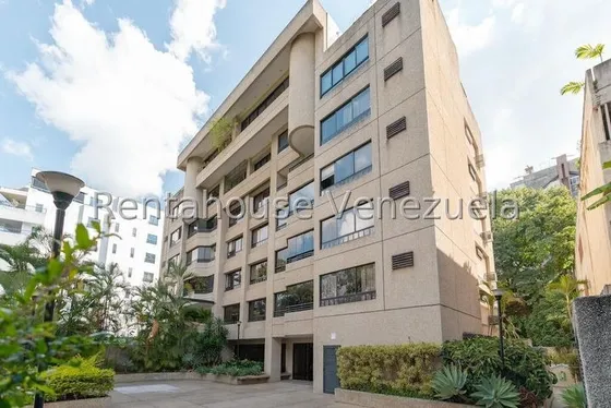 Venta Apartamento En Planta Baja Con Terraza En Colina De Valle Arriba 2410627 Ijp