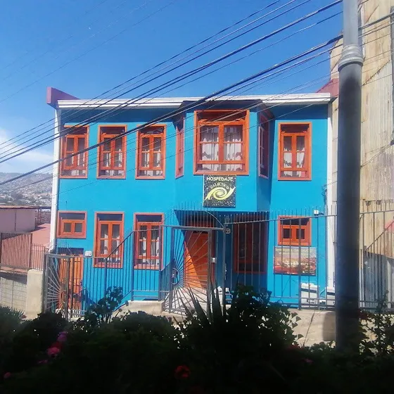 Hostal Vista A La Bahía, Equipado Y En Funcionamiento   